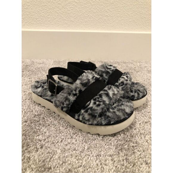 Koolaburra UGG Fuzz’d Out Cheetah Faux Fur Sandal Women’s Size 7 - Picture 1 of 8